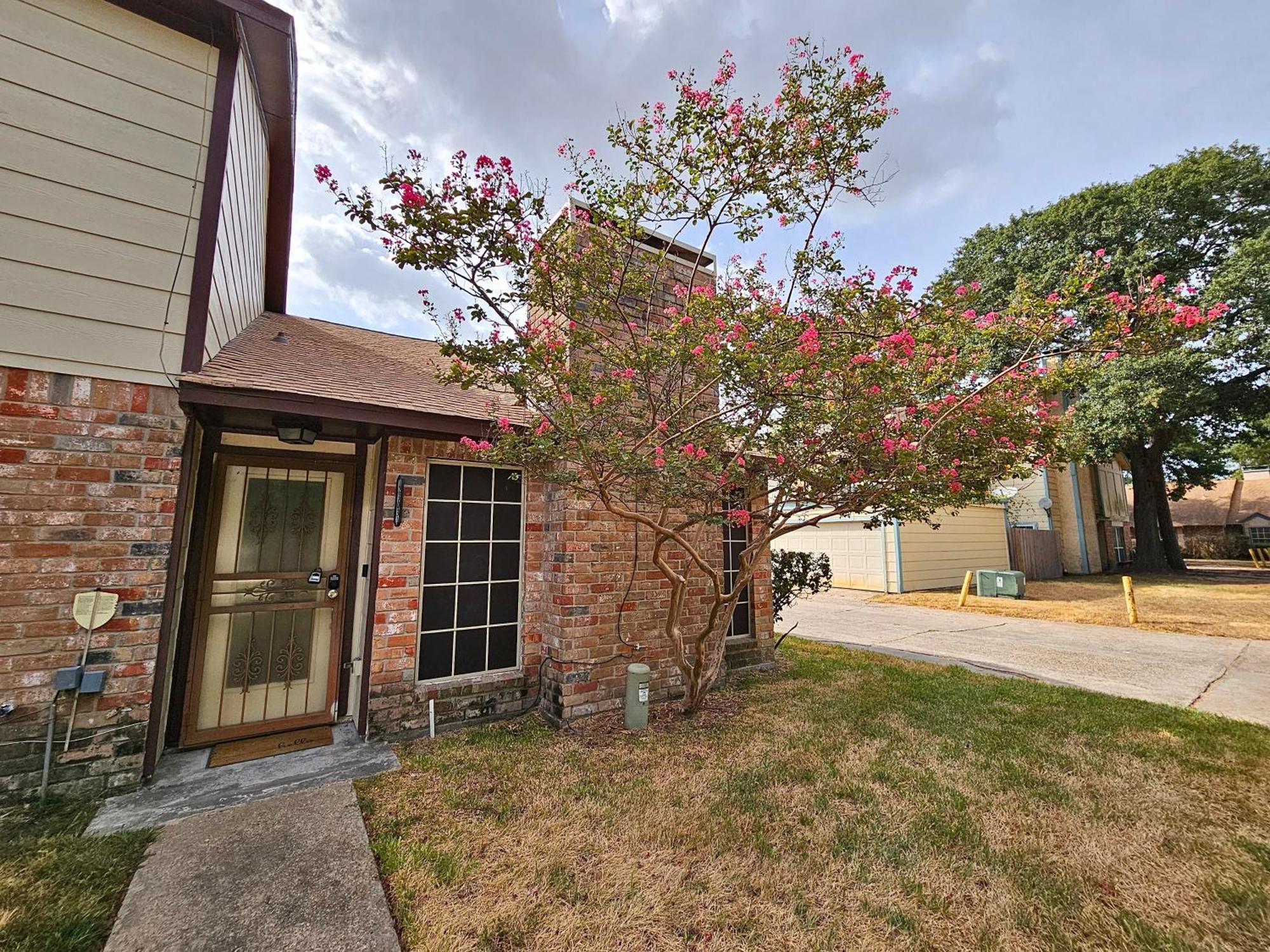 Centrally Located Houston Retreat! Sleeps 8, 10 Min To Downtown, Free Parking Exterior photo